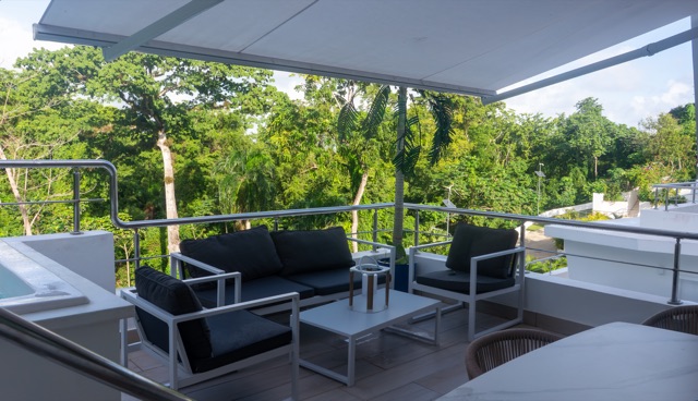 Zona de estar en terraza del apartamento L4-402